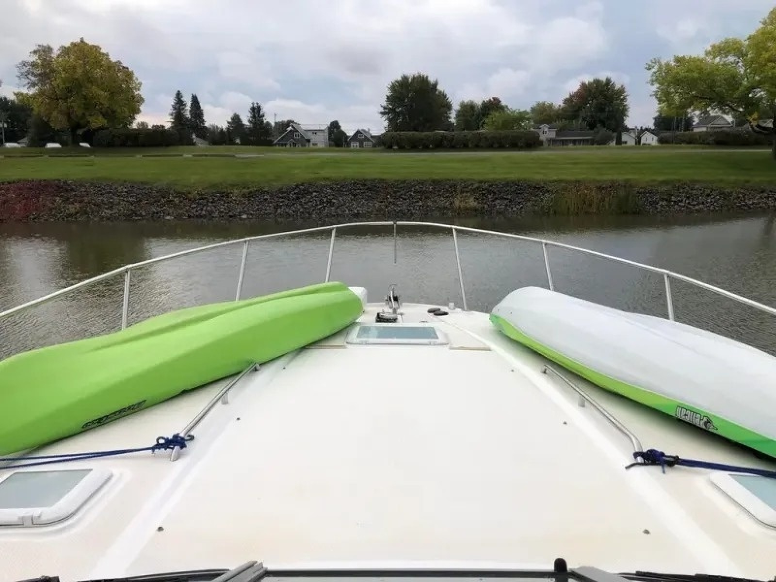 2006 Bayliner 325