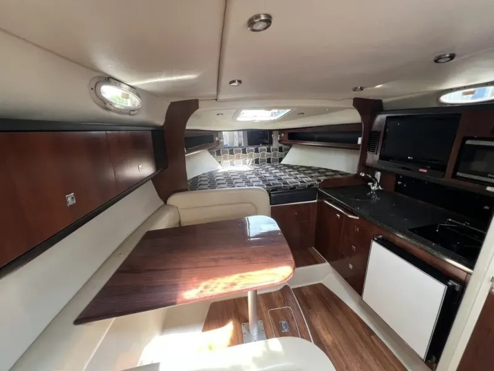 2013 Chaparral 290 Signature
