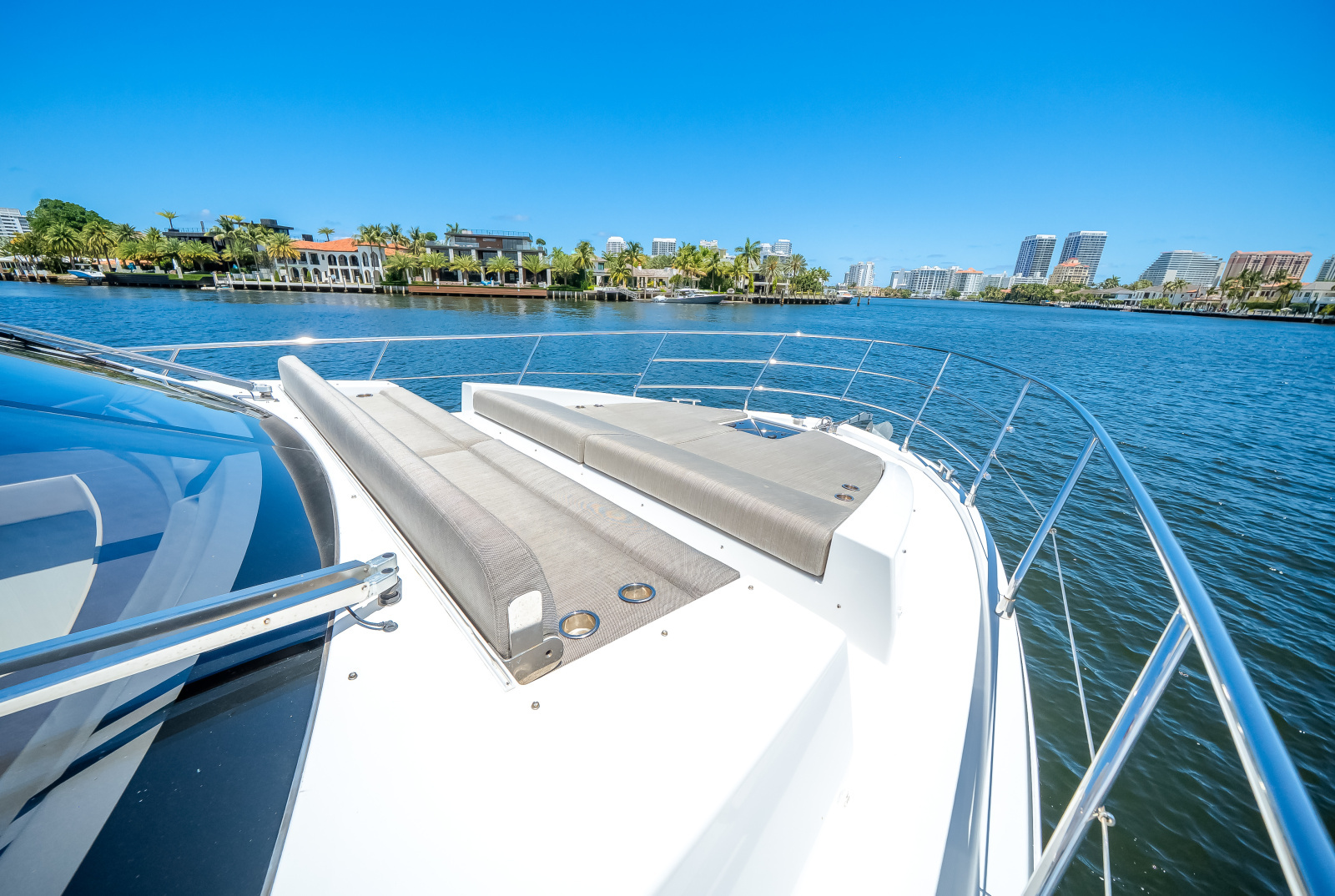 50ft Azimut Yacht For Sale