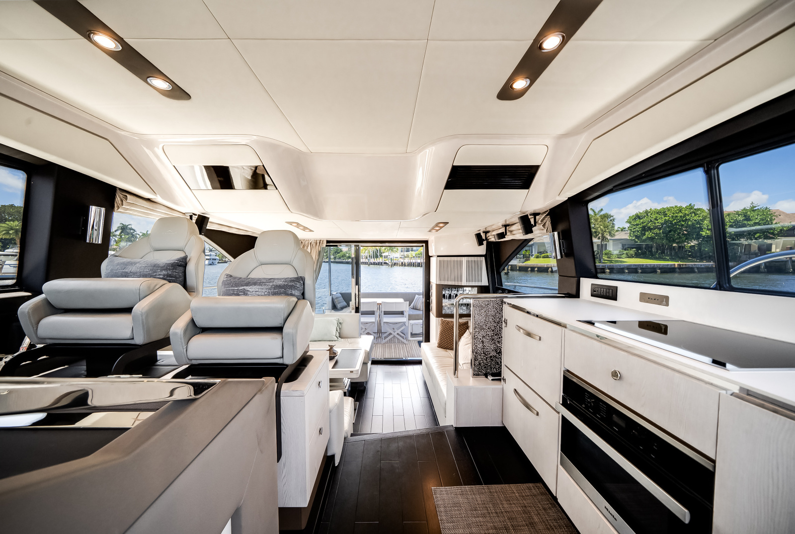 50ft Azimut Yacht For Sale
