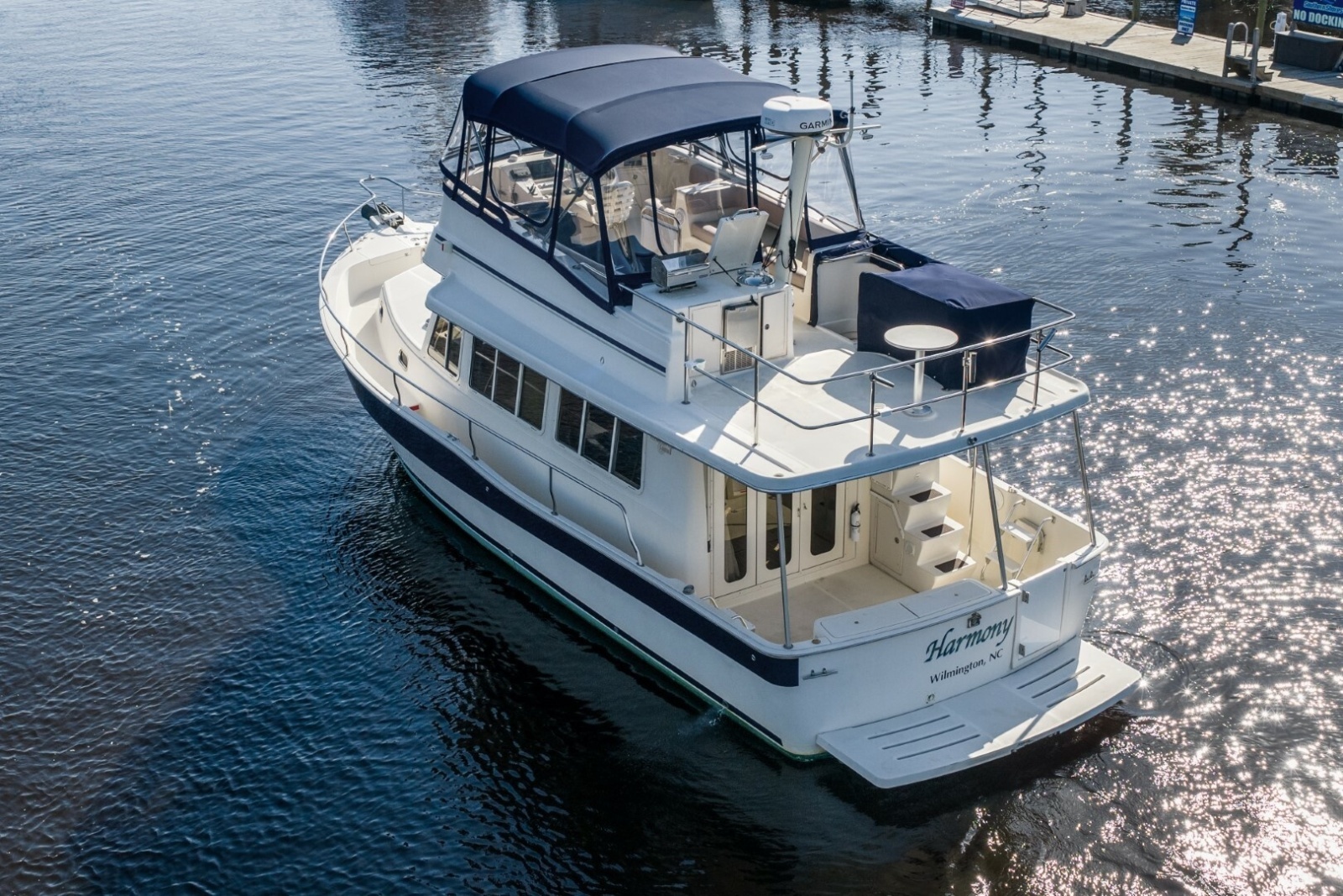 2009 Mainship Expedition 40