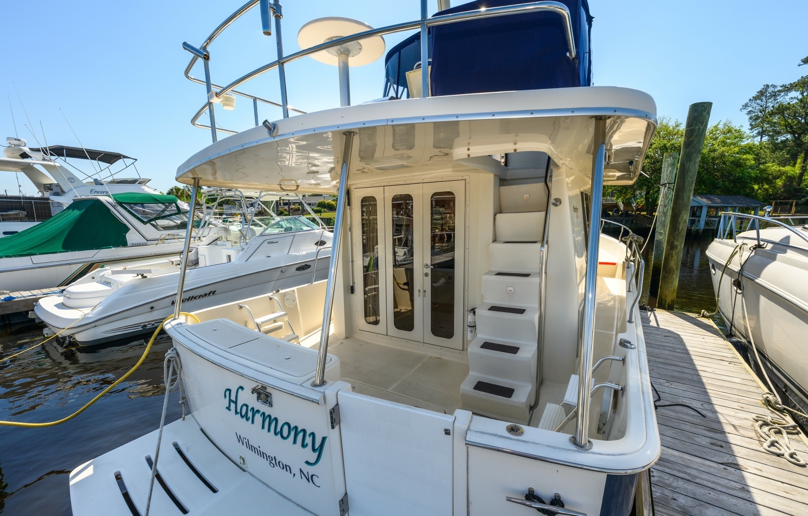 2009 Mainship Expedition 40