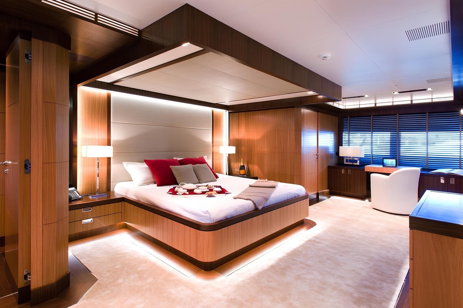 ARMADA 176ft Columbus Yachts Yacht For Sale