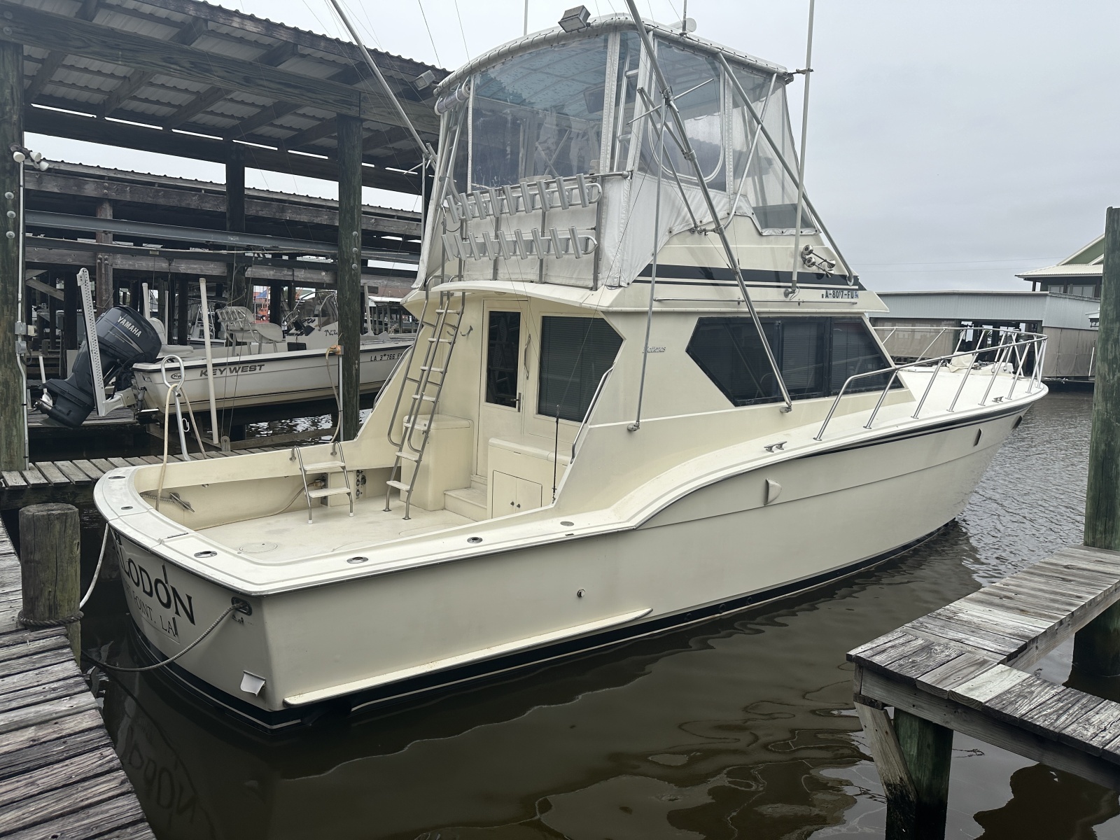 Megalodon 45ft Hatteras Yacht For Sale