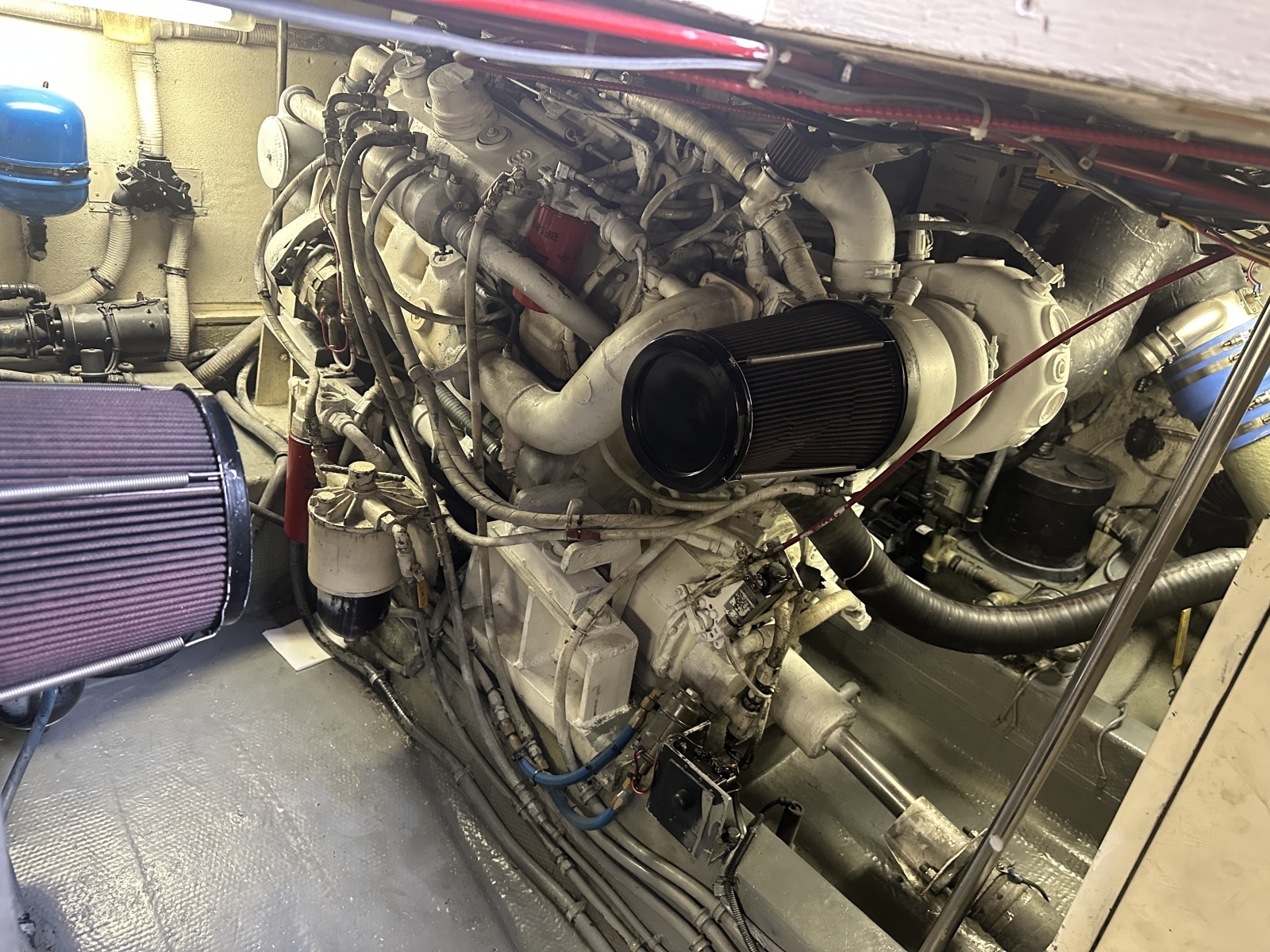 Megalodon 45ft Hatteras Yacht For Sale