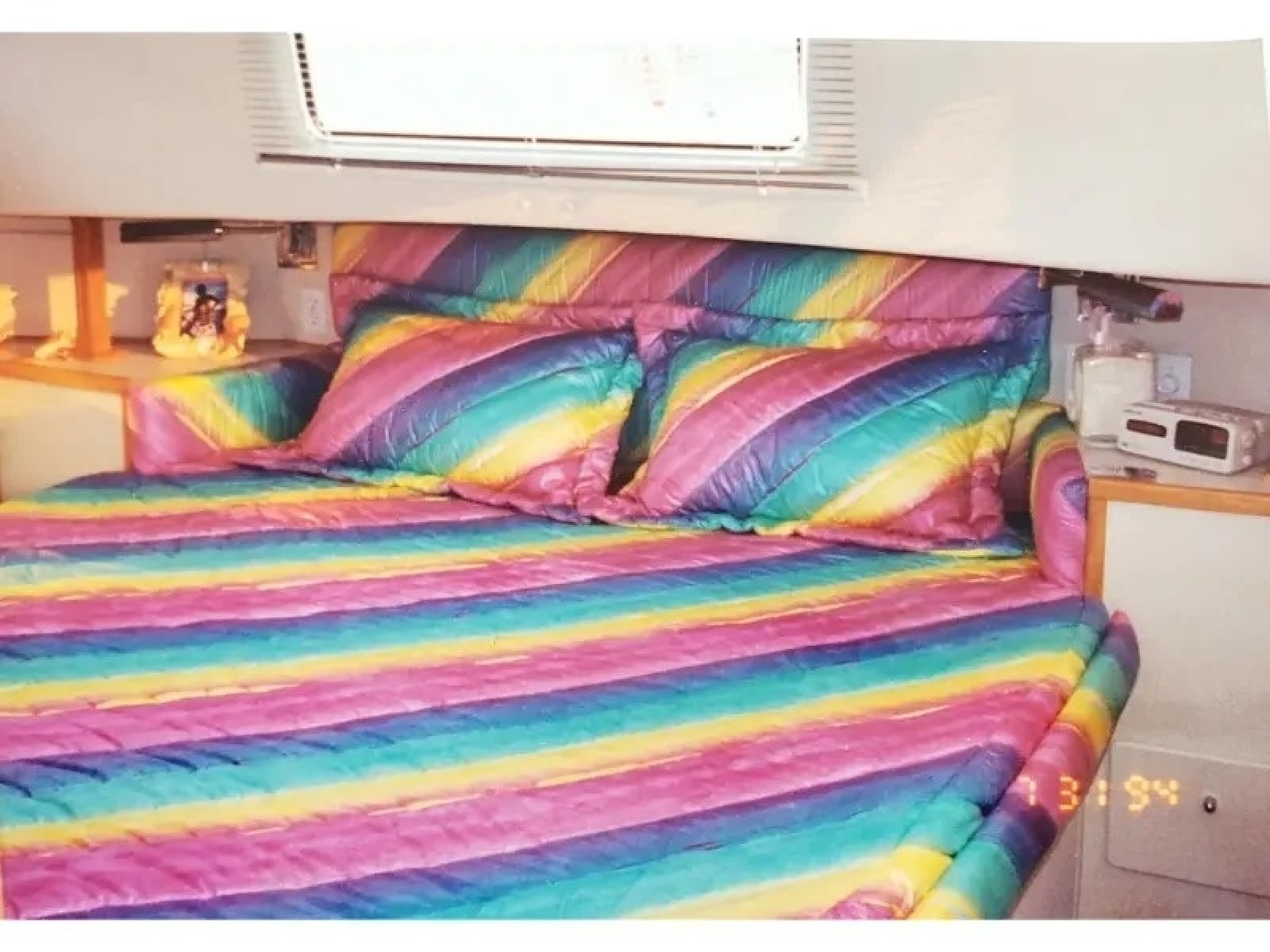 1989 Chris-Craft Catalina 381