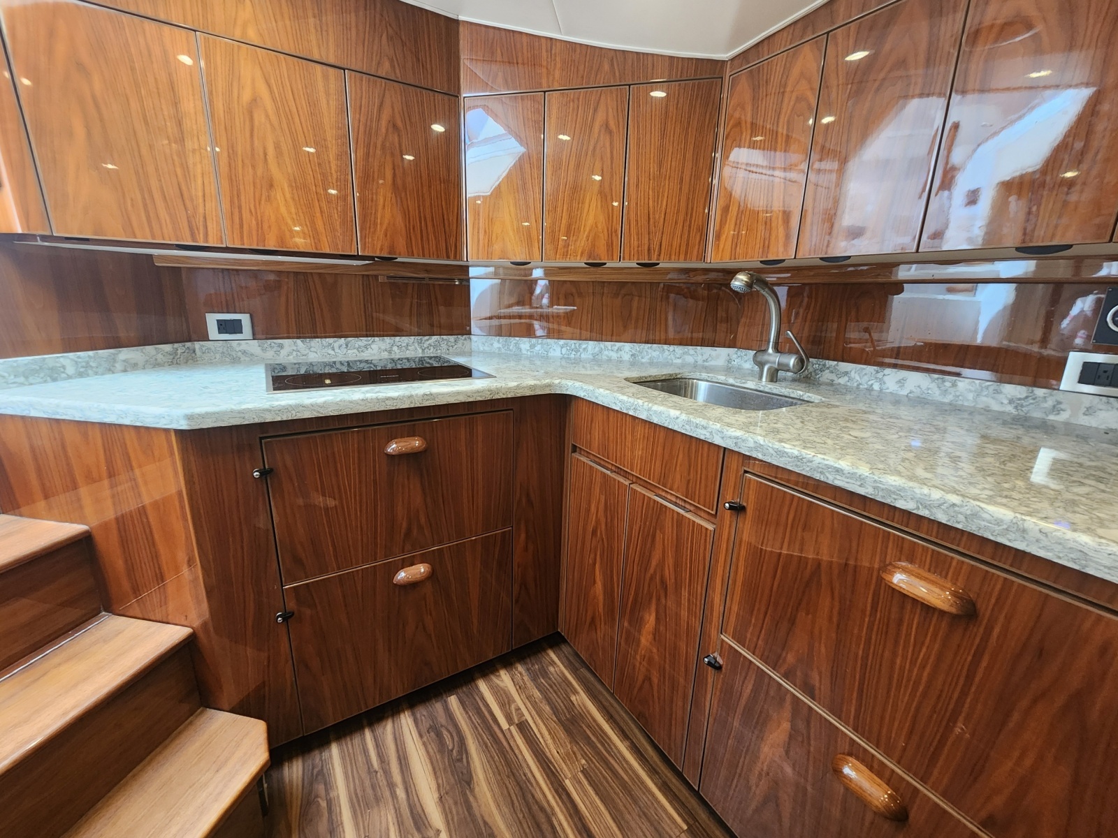 Sea Suite 48ft Viking Yacht For Sale