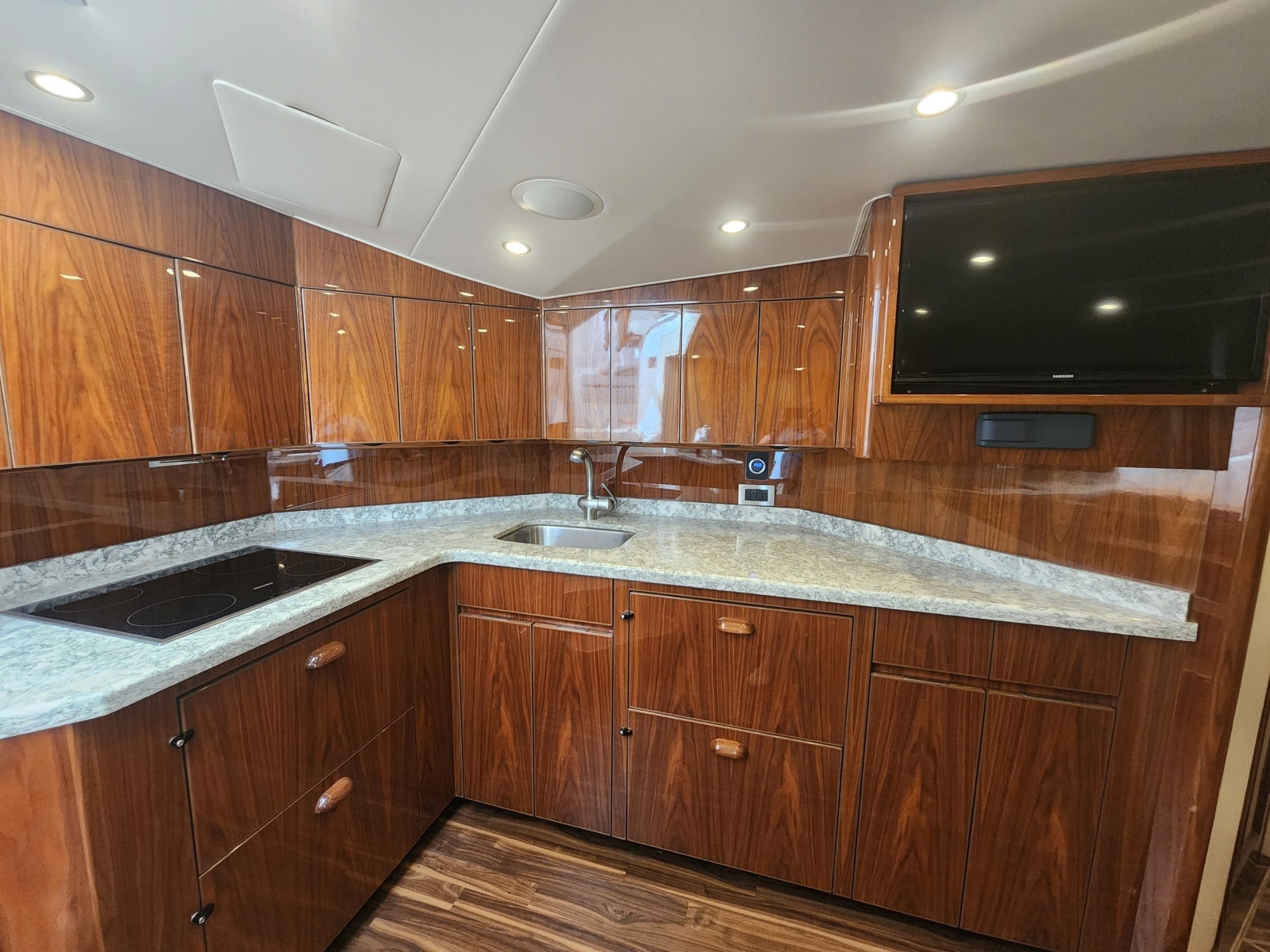Sea Suite 48ft Viking Yacht For Sale
