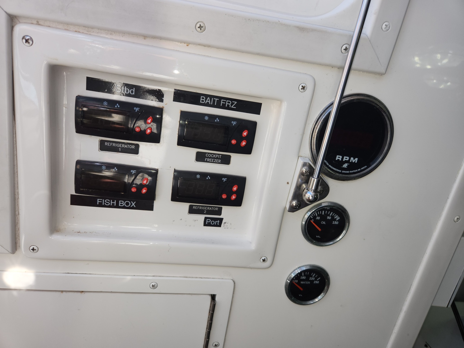 2018 Viking 48 Sport Tower