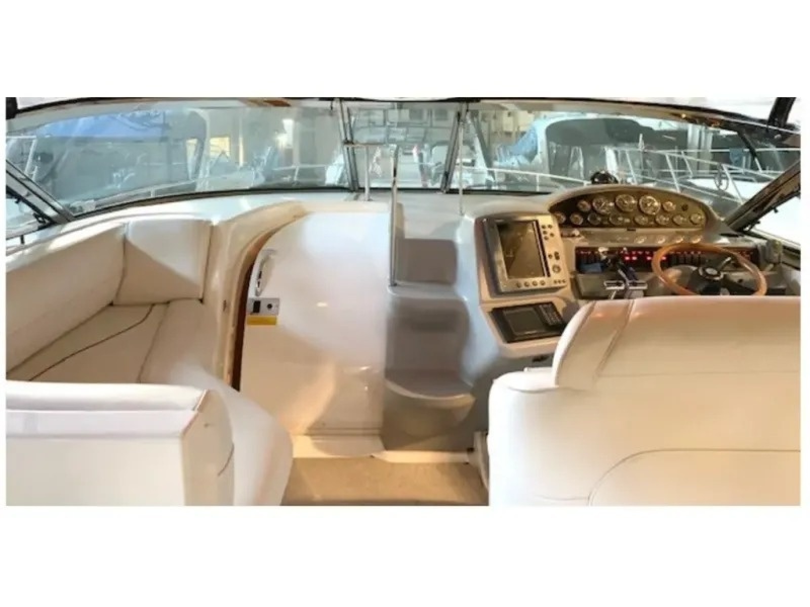 2002 Cruisers 3870