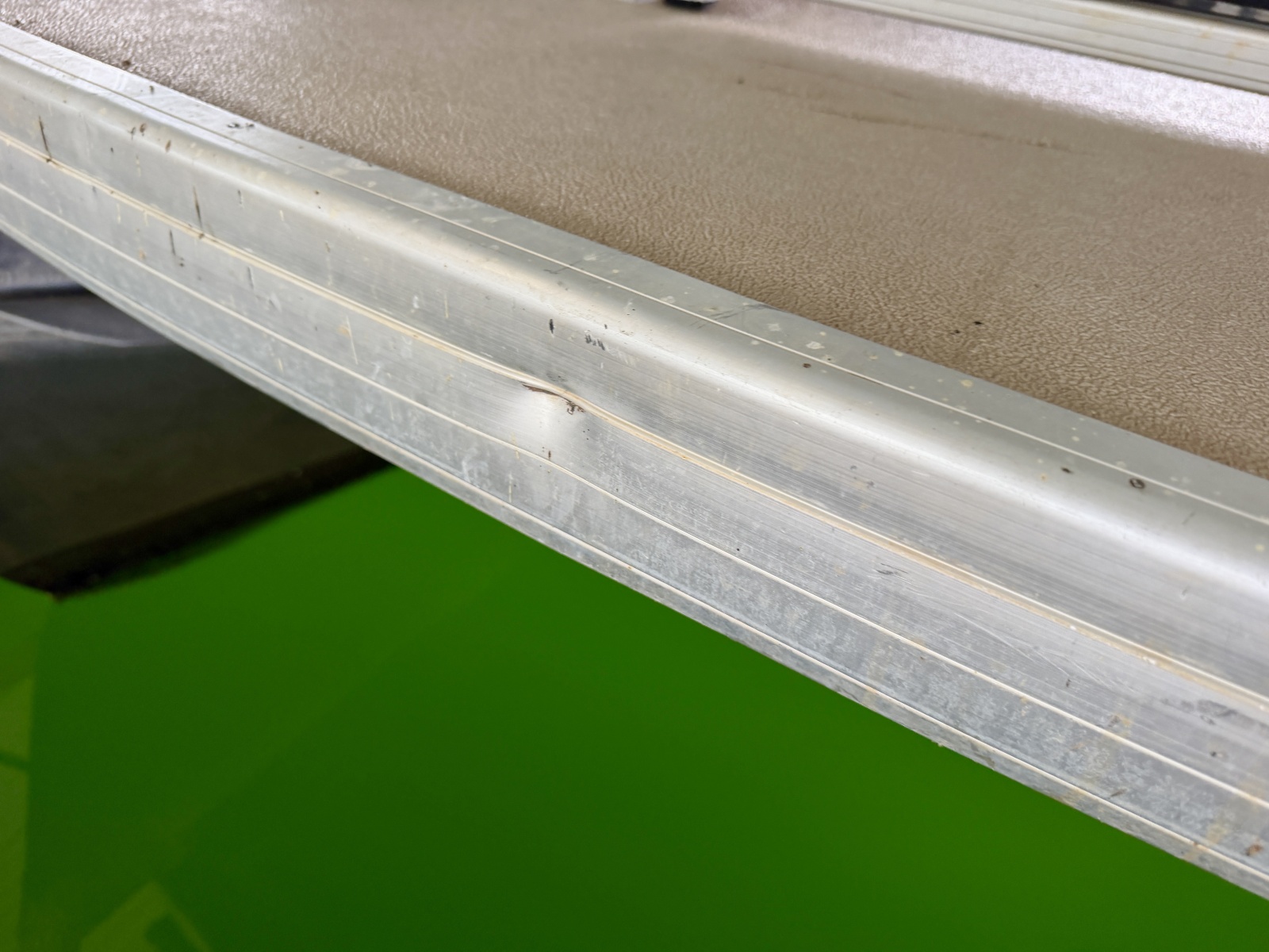 2019 Sweetwater 2386 Cruise Pontoon