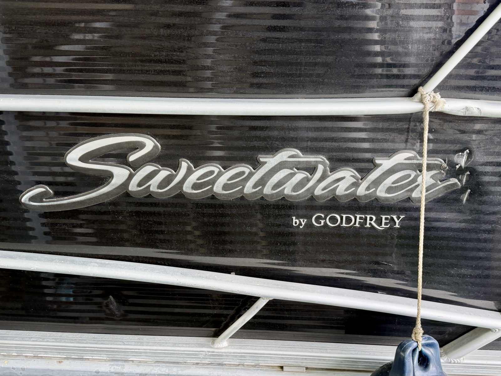 24ft Sweetwater Yacht For Sale