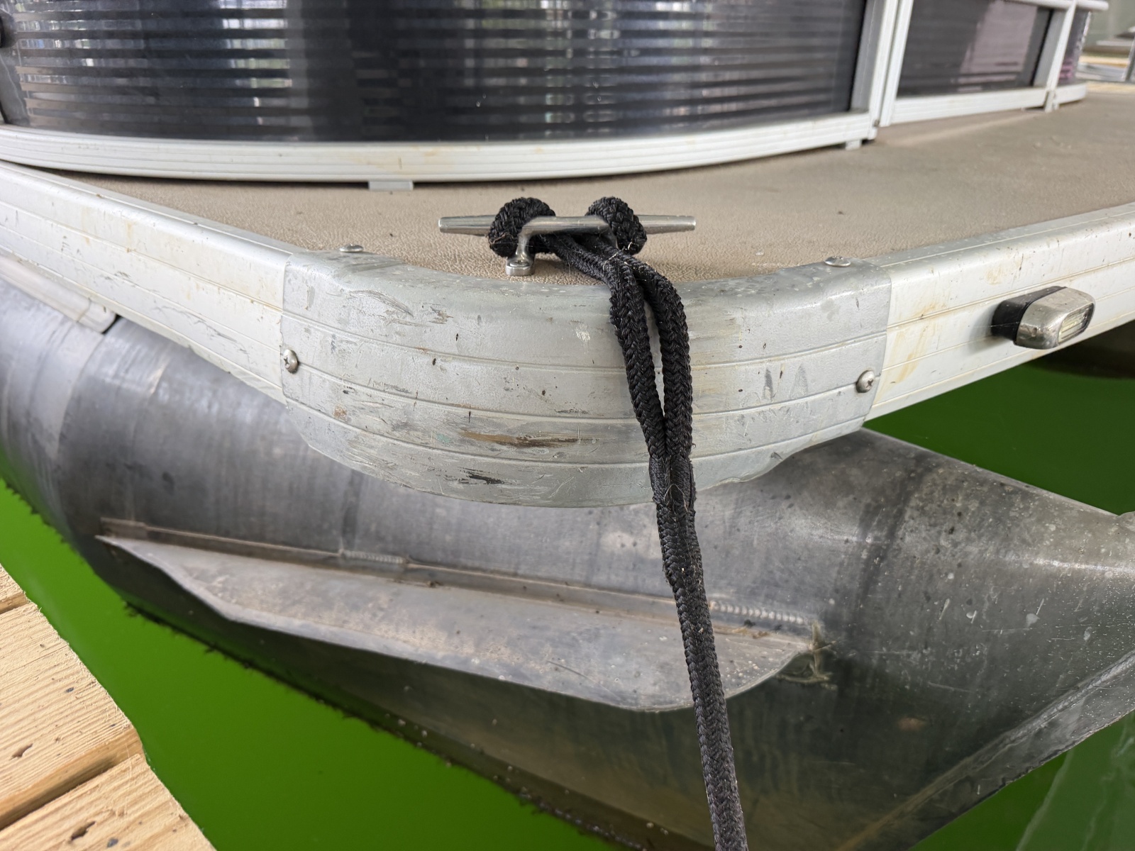 2019 Sweetwater 2386 Cruise Pontoon