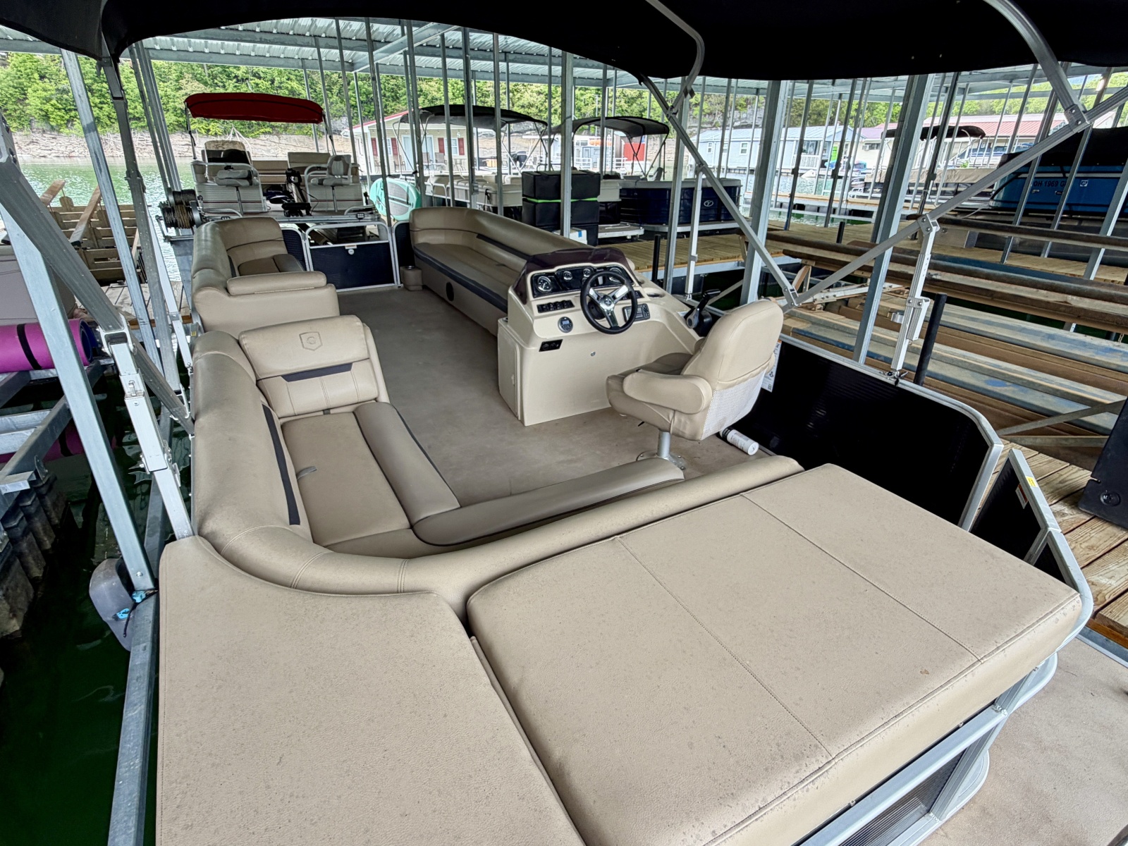 2019 Sweetwater 2386 Cruise Pontoon