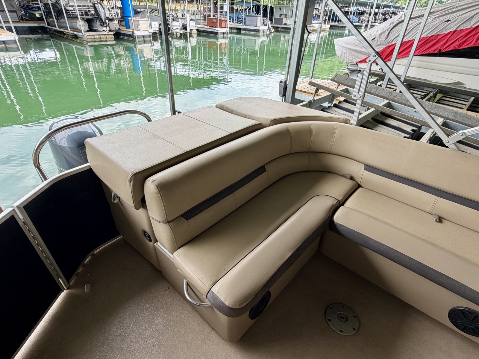 2019 Sweetwater 2386 Cruise Pontoon