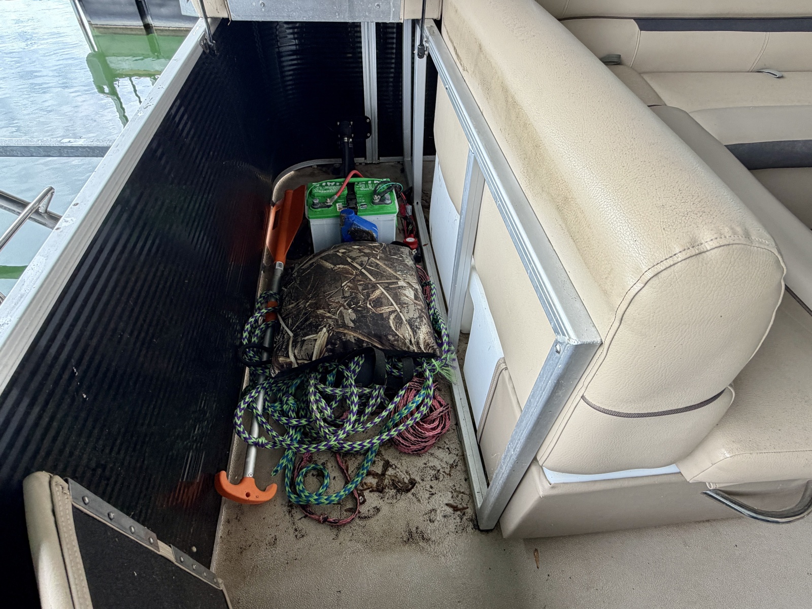 2019 Sweetwater 2386 Cruise Pontoon