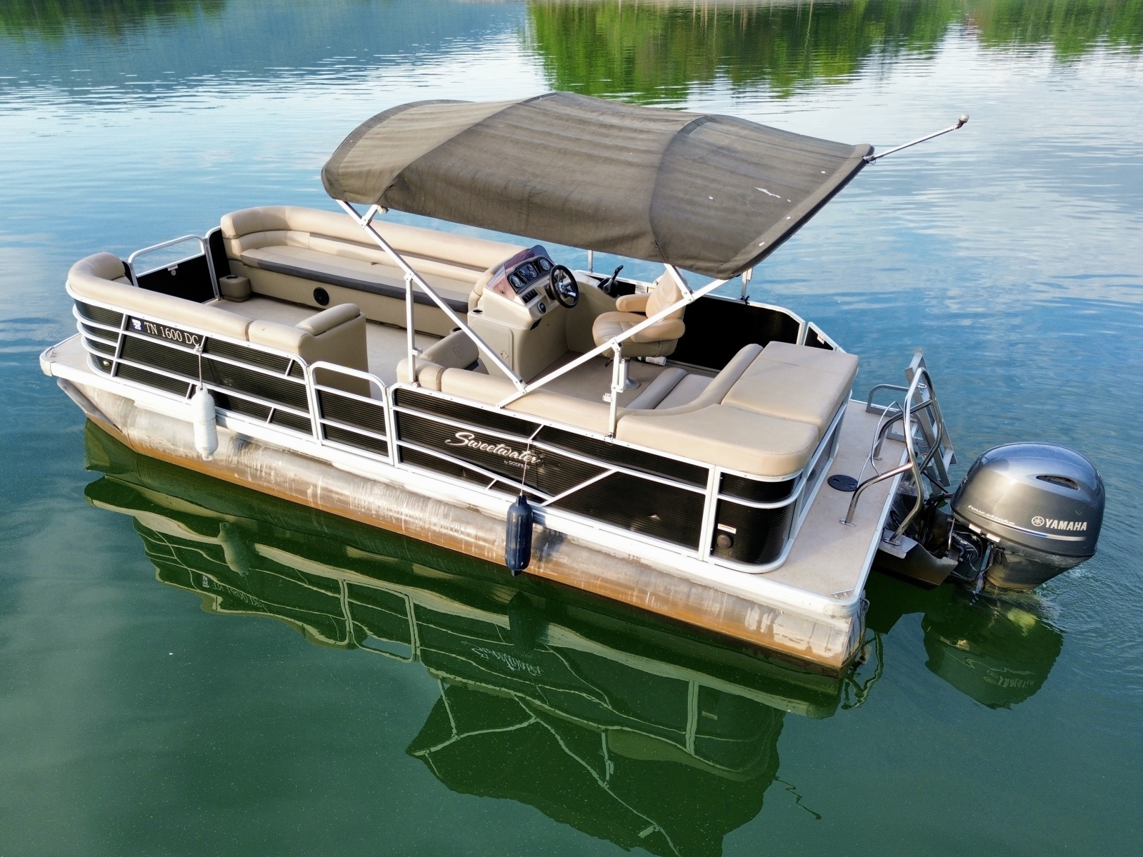 2019 Sweetwater 2386 Cruise Pontoon