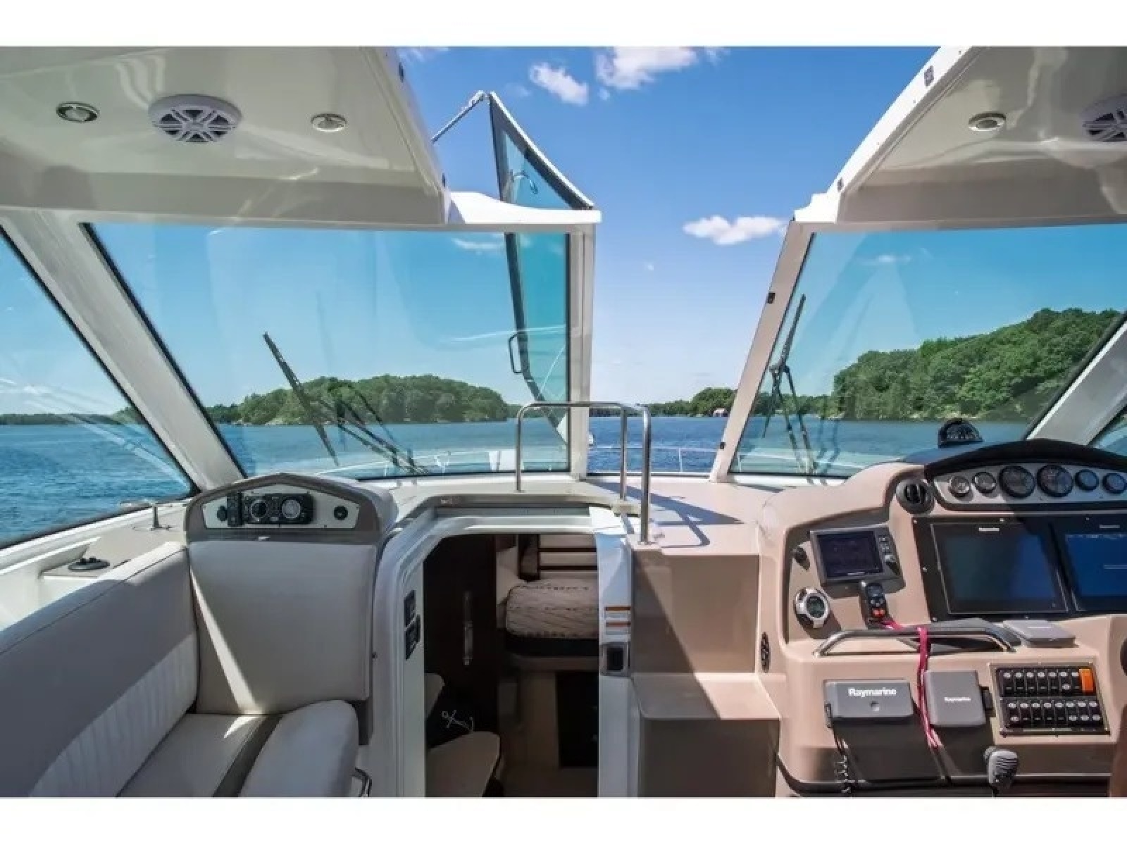 2011 Cruisers Sports Coupe 420