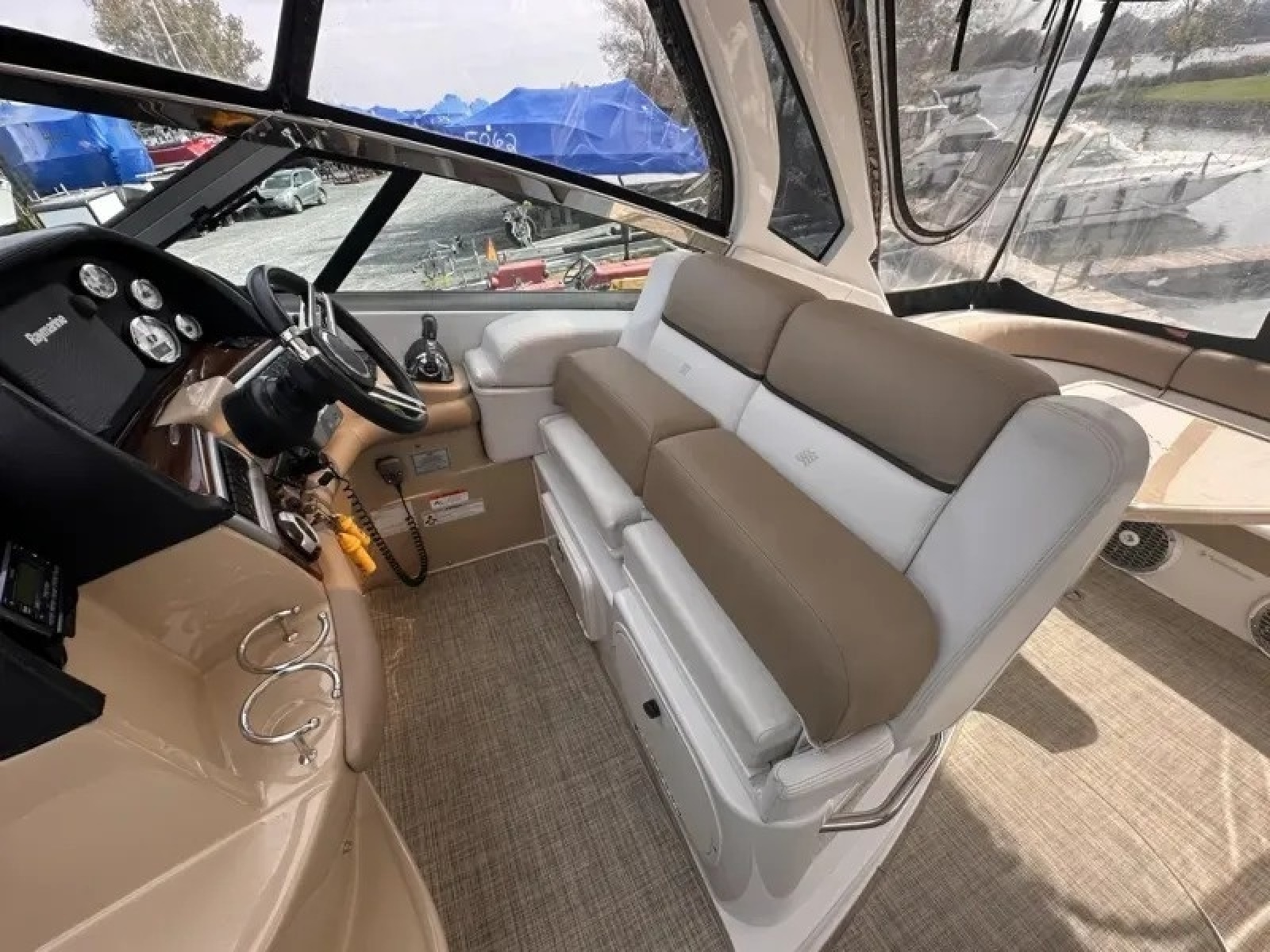 2015 Four Winns 375 Vista