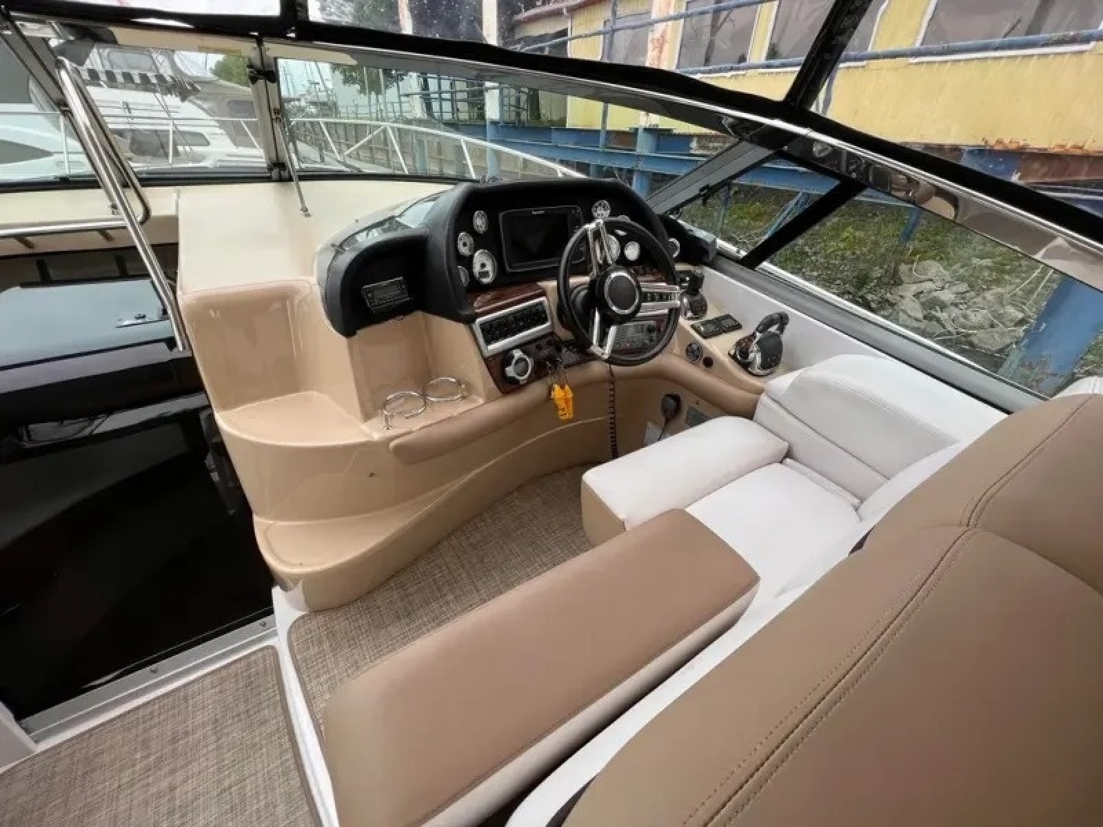 2015 Four Winns 375 Vista
