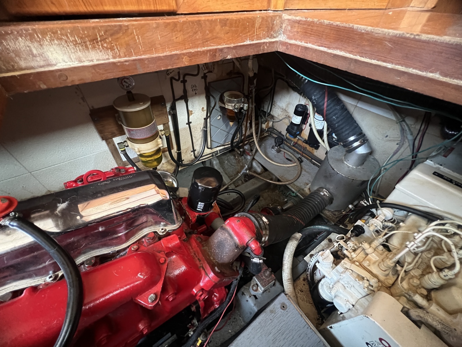 1990 Marine Trader 