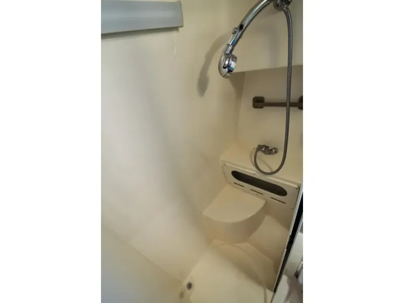 2003 Rinker Fieste Vee 342