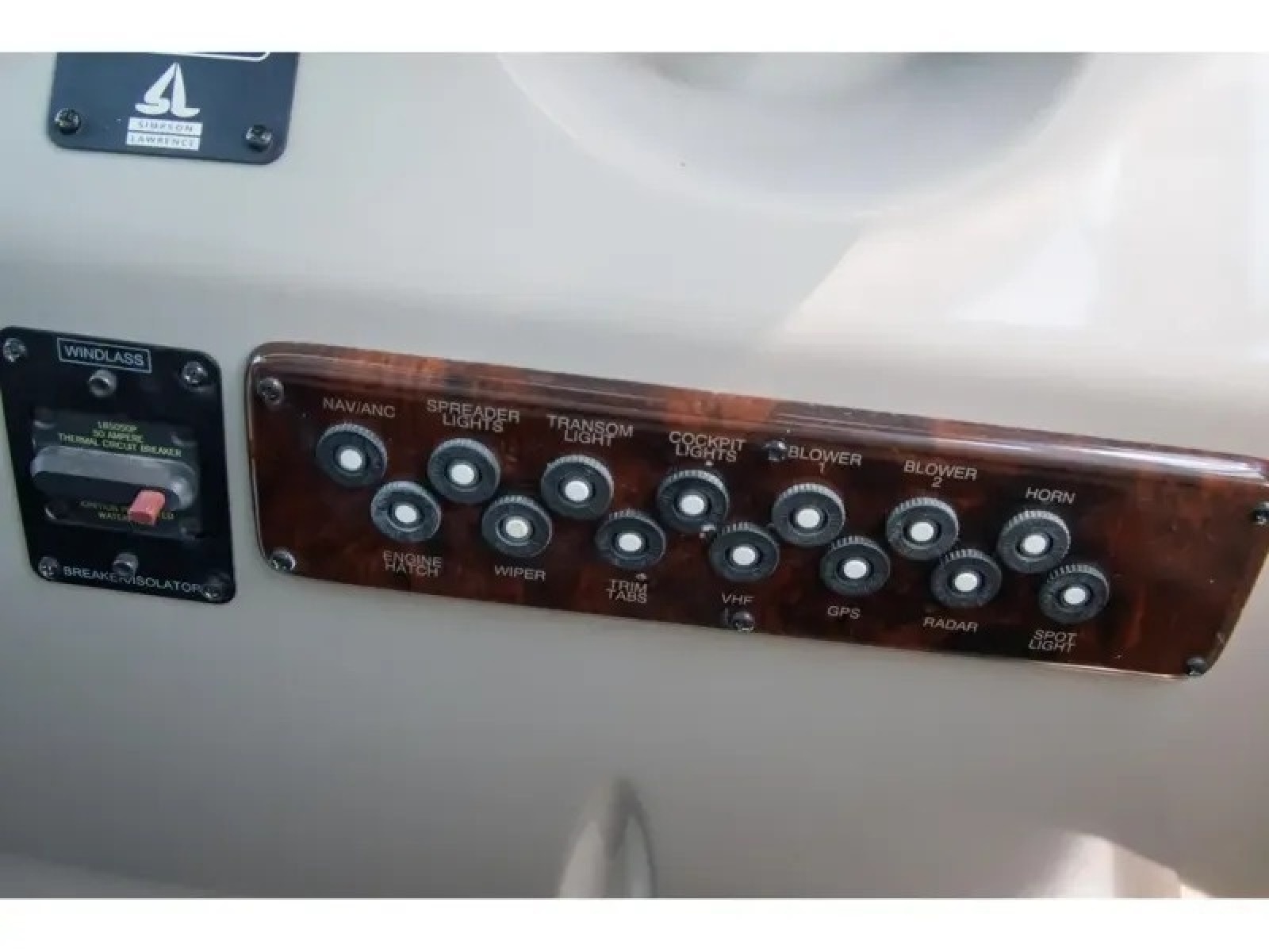 2003 Rinker Fieste Vee 342