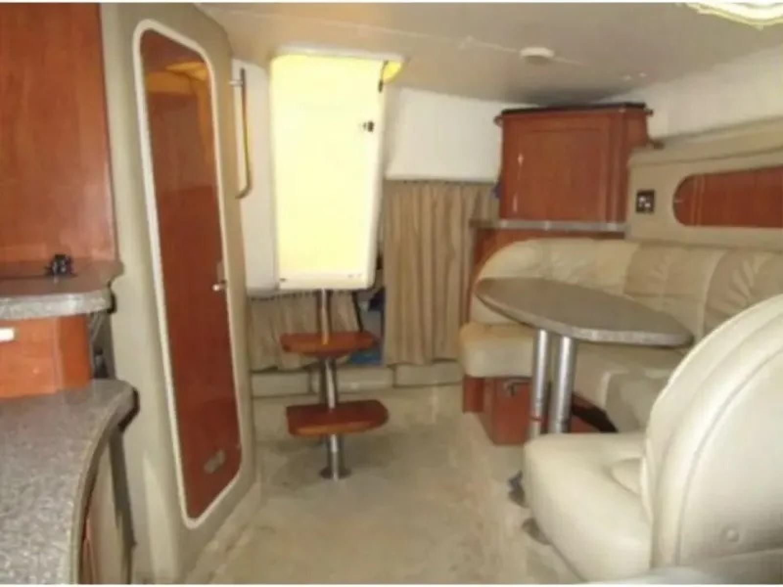 2004 Rinker 312 Fiesta Vee 312