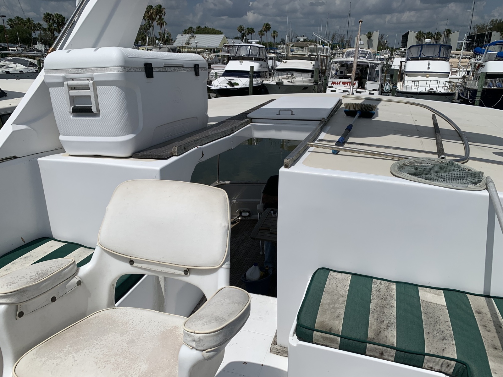 1986 Marine Trader La Belle