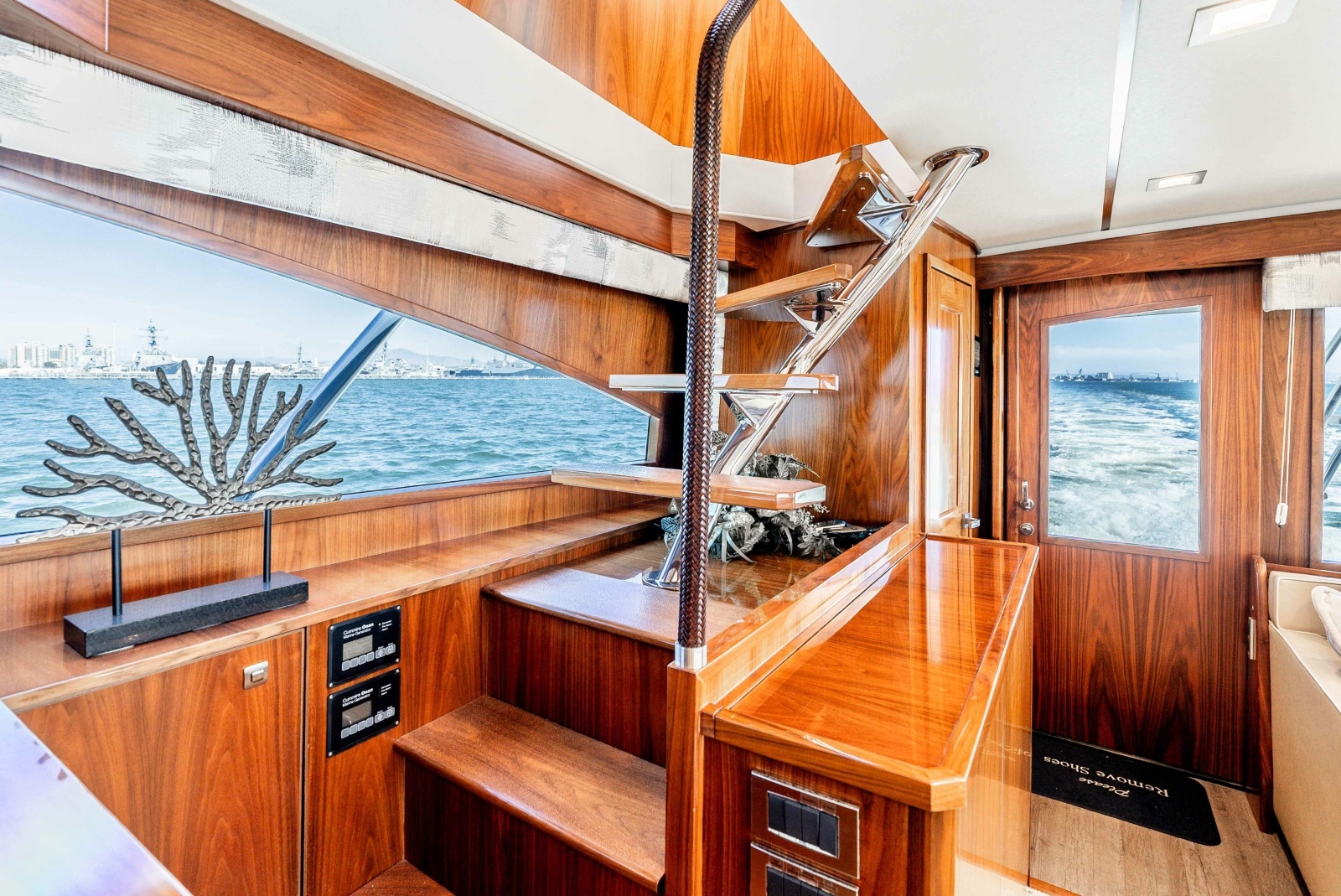 2018 Viking 72 Convertible