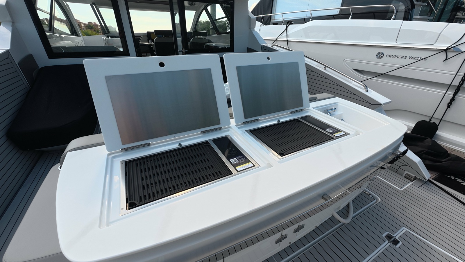 50ft Cruisers Yachts Yacht For Sale