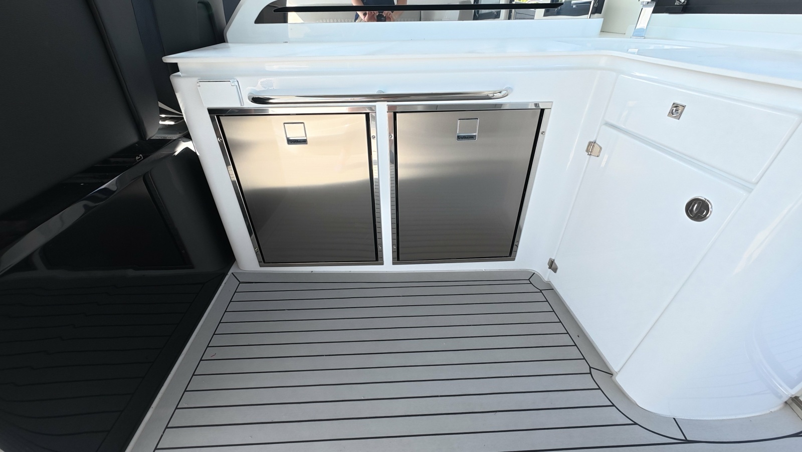 50ft Cruisers Yachts Yacht For Sale
