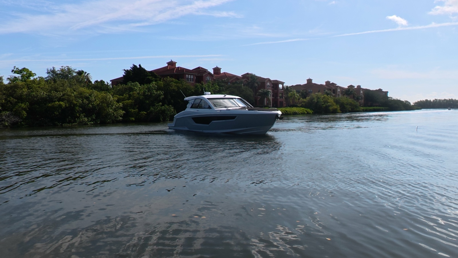 50ft Cruisers Yachts Yacht For Sale
