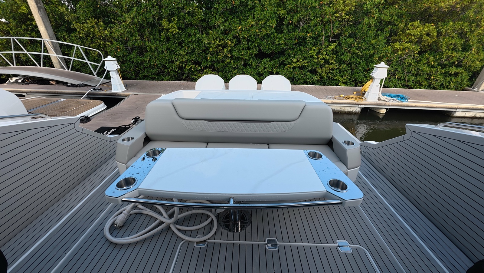 50ft Cruisers Yachts Yacht For Sale