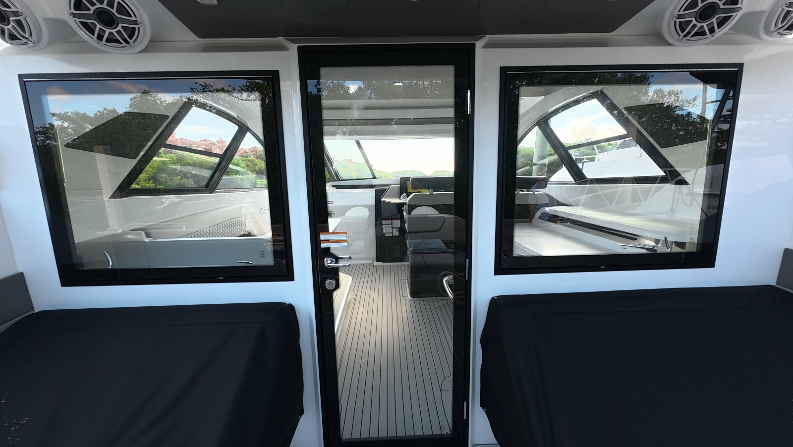 50ft Cruisers Yachts Yacht For Sale