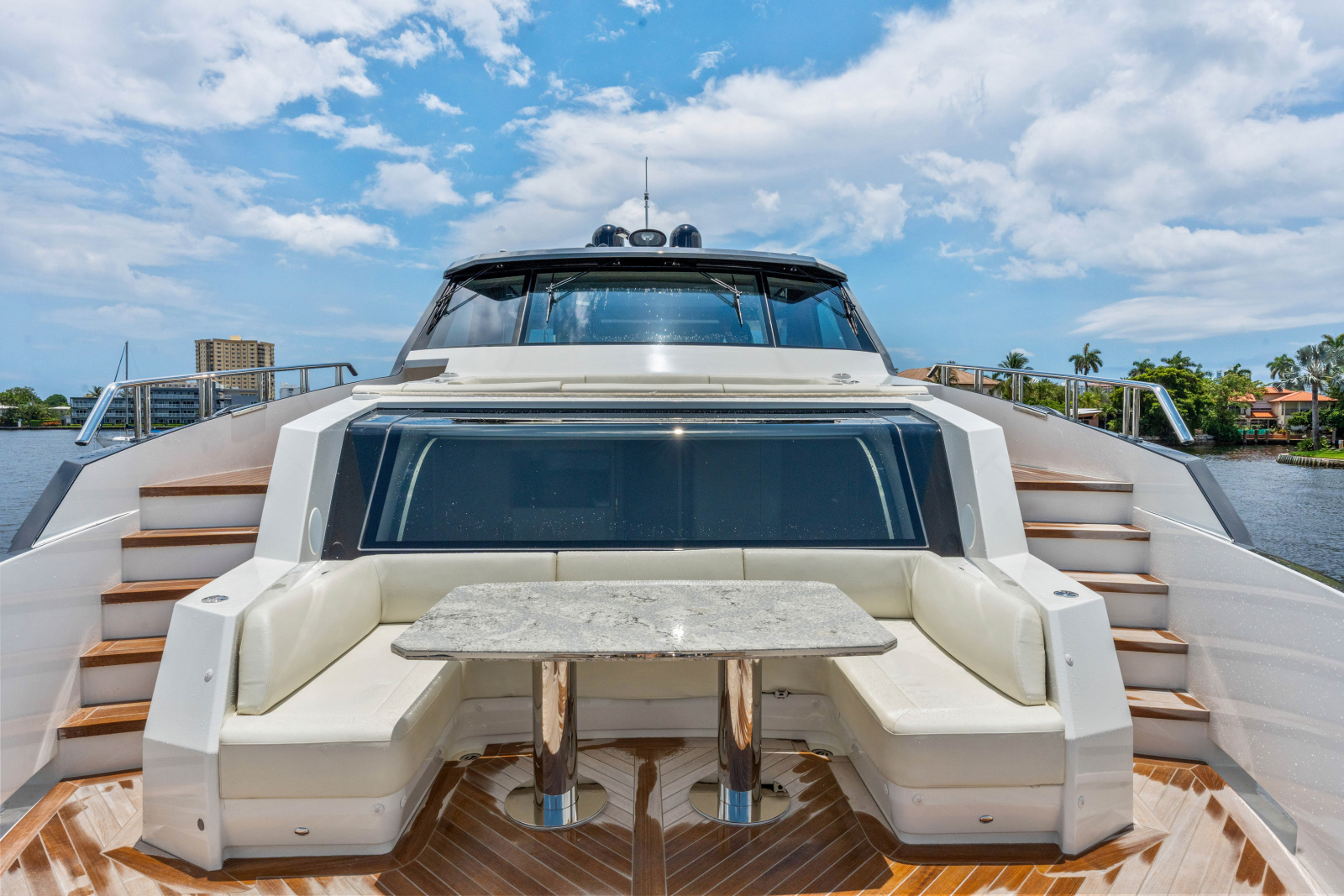 88ft Ocean Alexander Yacht For Sale