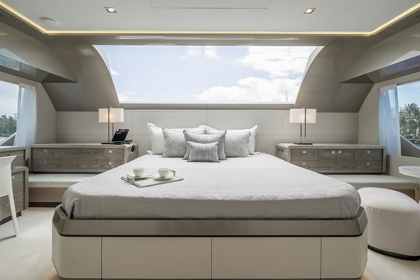 88ft Ocean Alexander Yacht For Sale