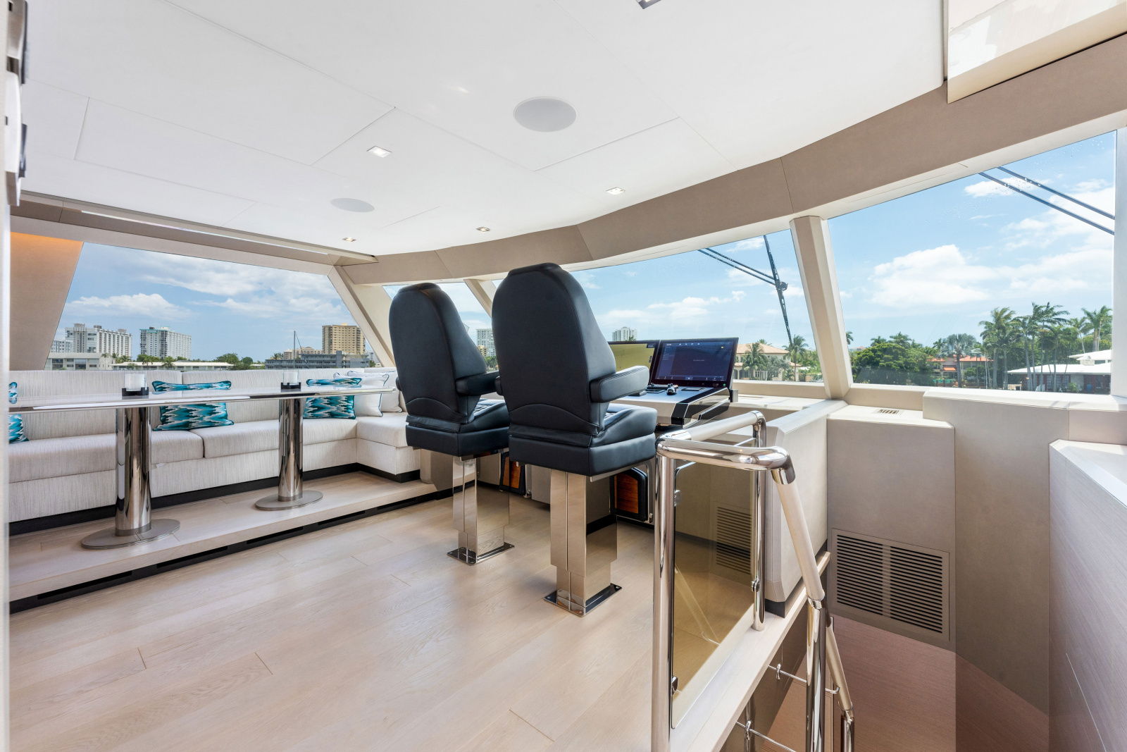 88ft Ocean Alexander Yacht For Sale