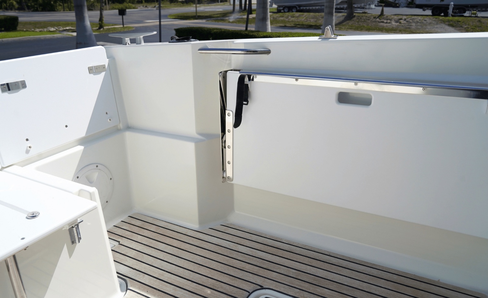 26ft Jeanneau Yacht For Sale