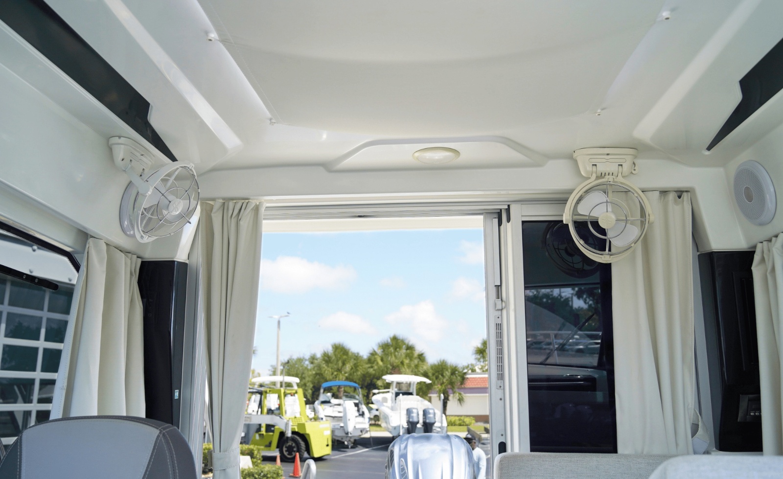 2023 Jeanneau NC 795 S2