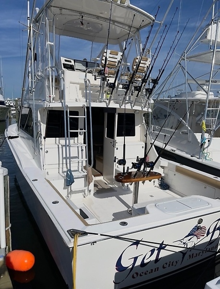 2005 Cabo 35 Flybridge Sportfisher