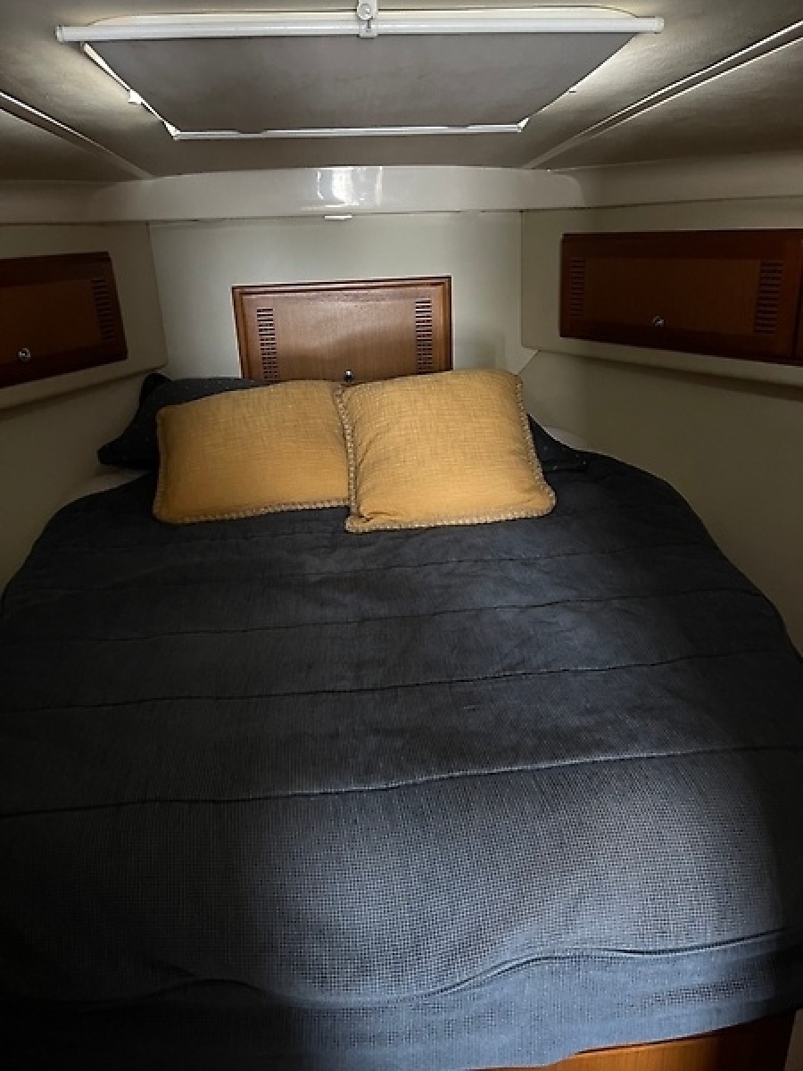 2005 Cabo 35 Flybridge Sportfisher