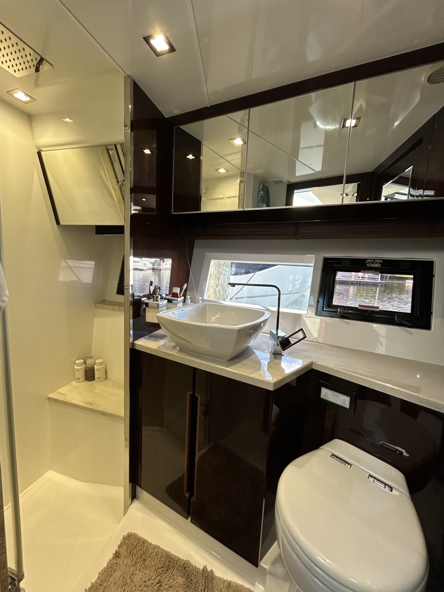 55ft Galeon Yacht For Sale