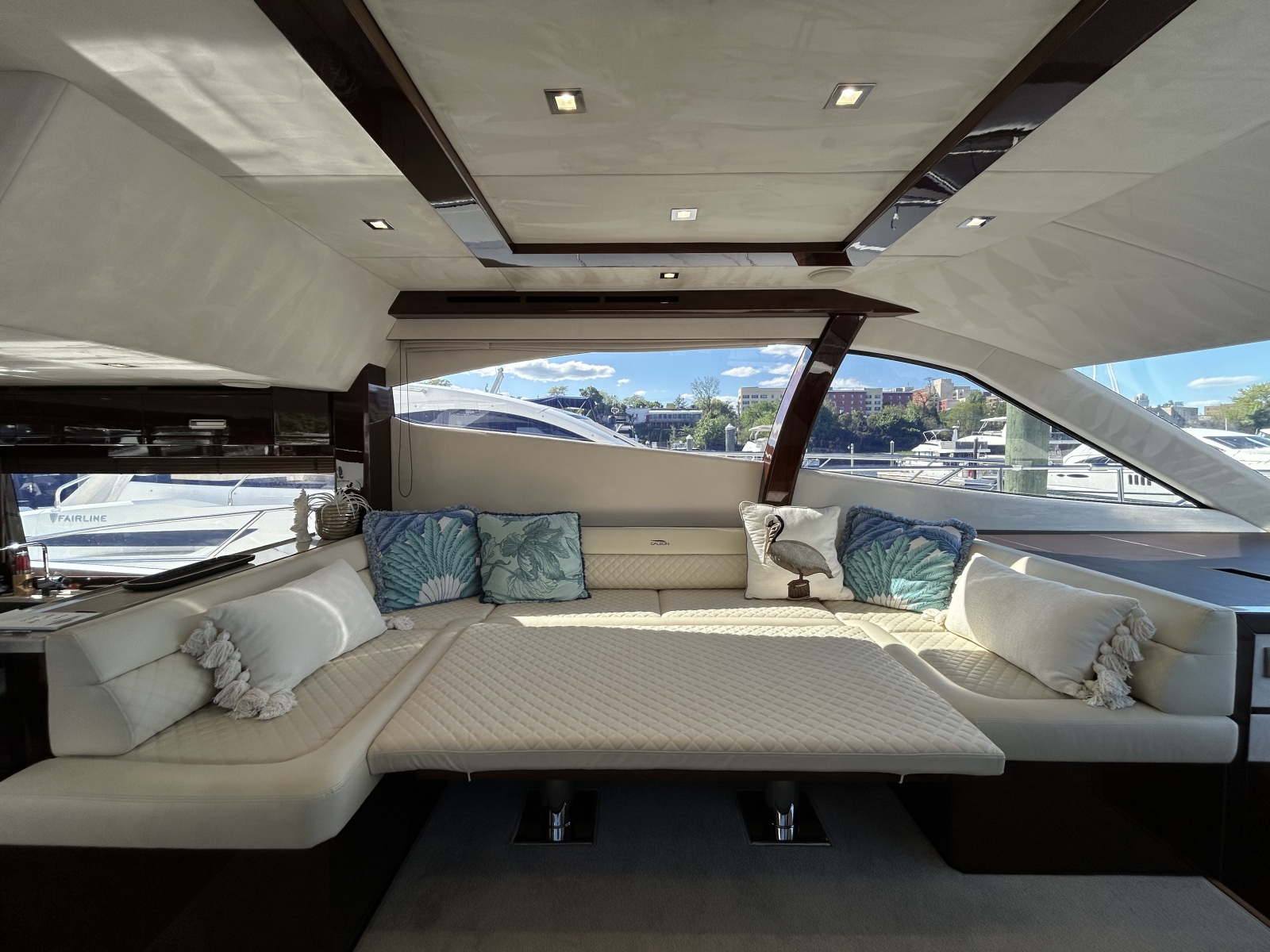 2019 Galeon 550 FLY