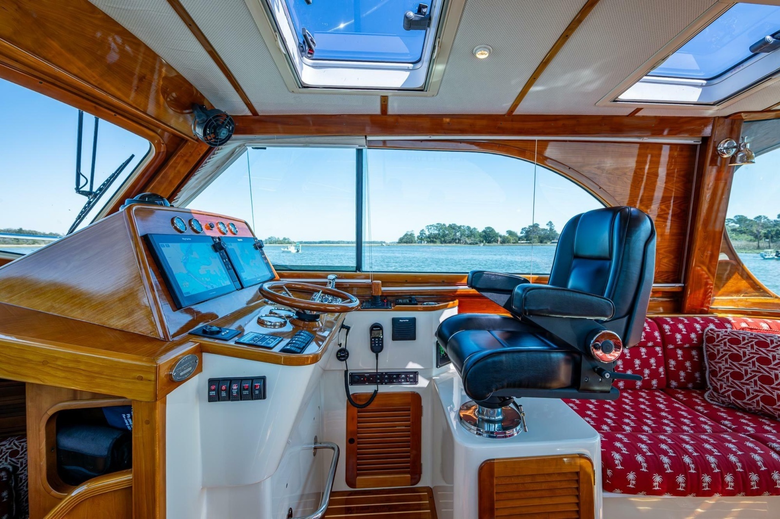 44ft Hinckley Yacht For Sale