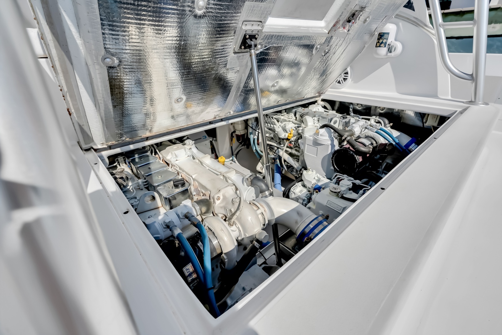 Little C 33ft L amp H Yacht For Sale