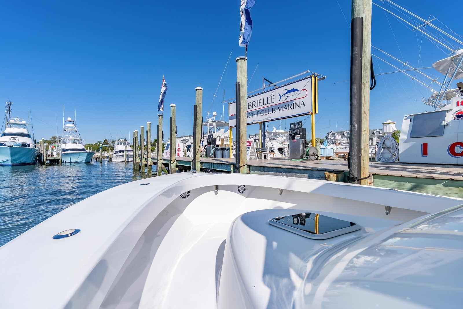 Little C 33ft L amp H Yacht For Sale
