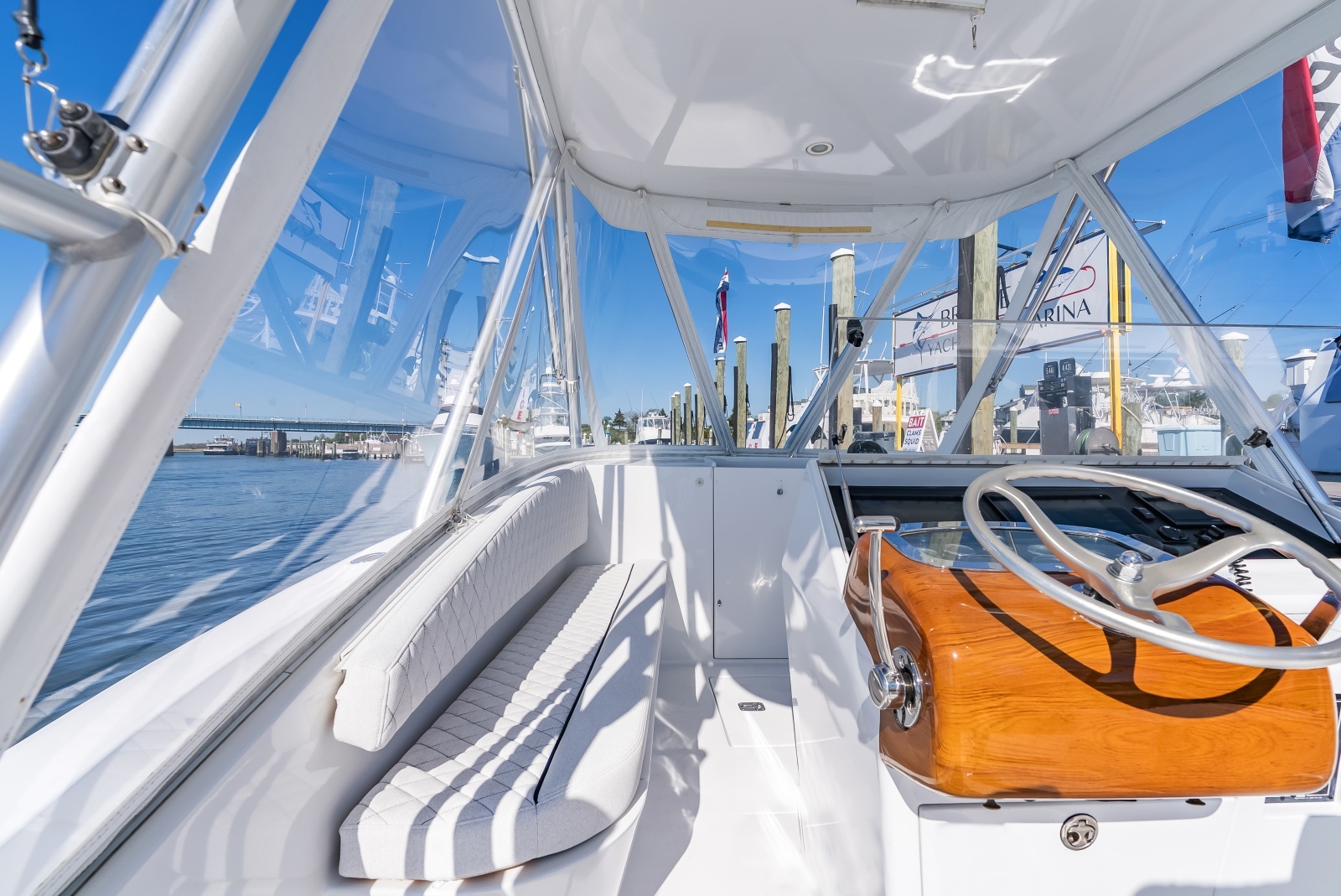 Little C 33ft L amp H Yacht For Sale