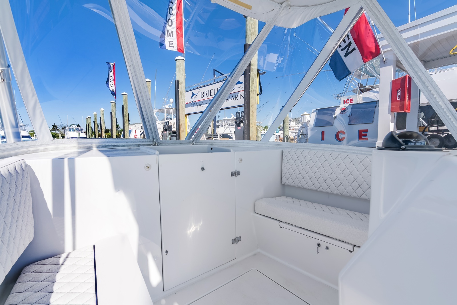 Little C 33ft L amp H Yacht For Sale