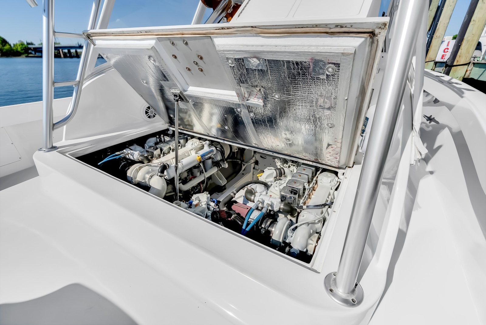 Little C 33ft L amp H Yacht For Sale
